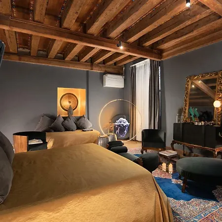 Ad Lofts Apartament *