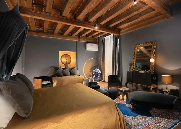 Ad Lofts Apartament *